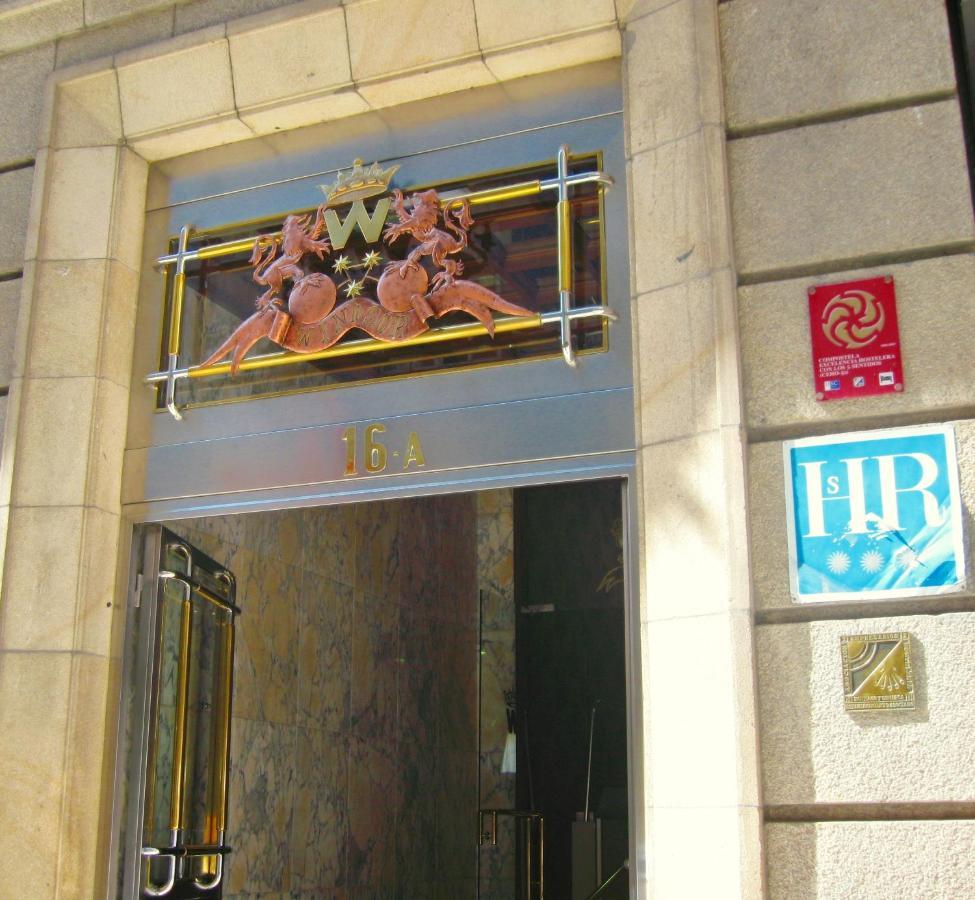 Hotel Windsor ซานติอาโก เด กอมโปสเตลา ภายนอก รูปภาพ